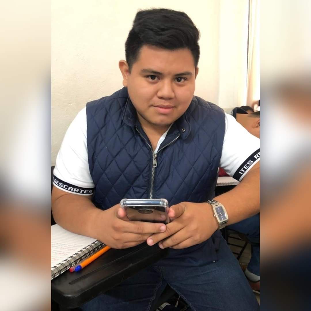 Oscar Daniel segoviano Sarao.