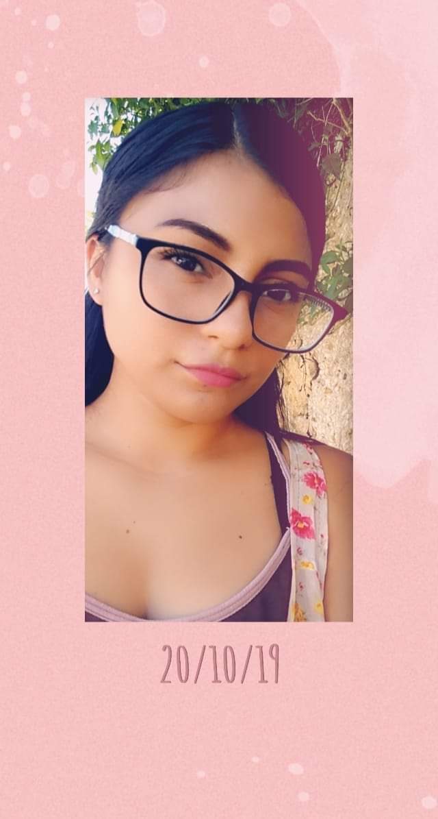 Adelina zarate Girón. 