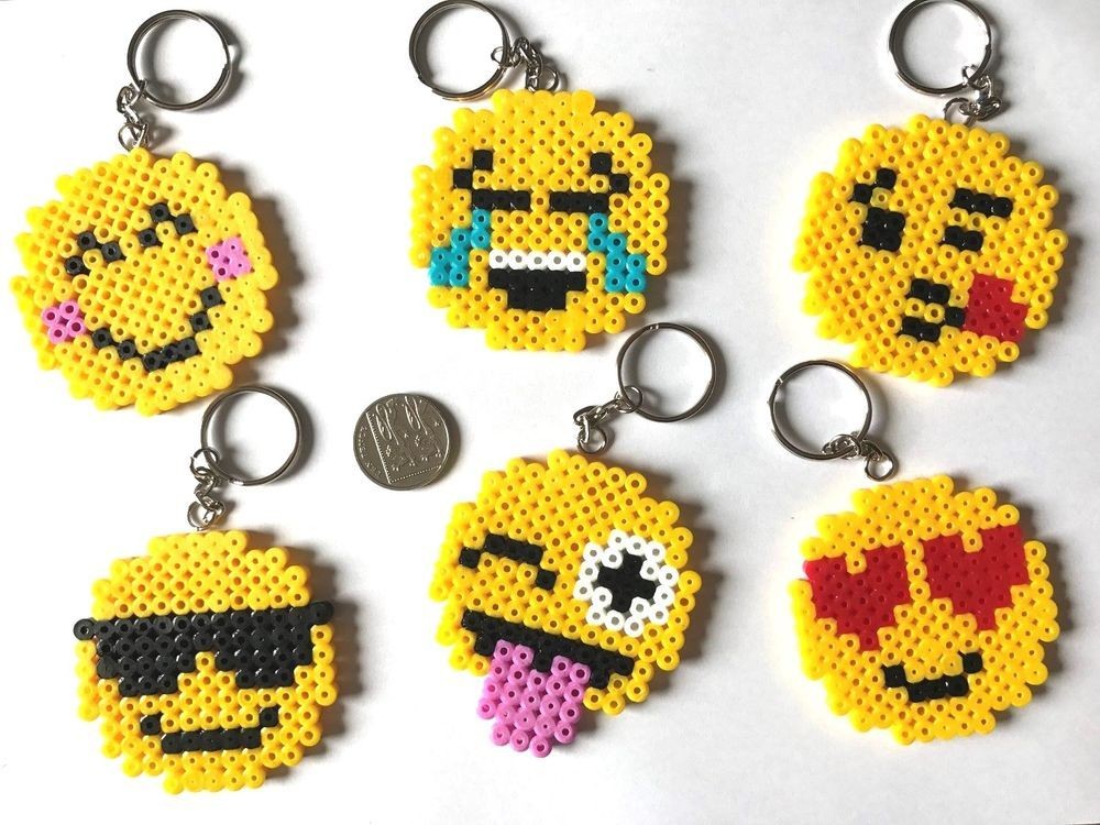 "Emojis" $27 pesos c/u. 